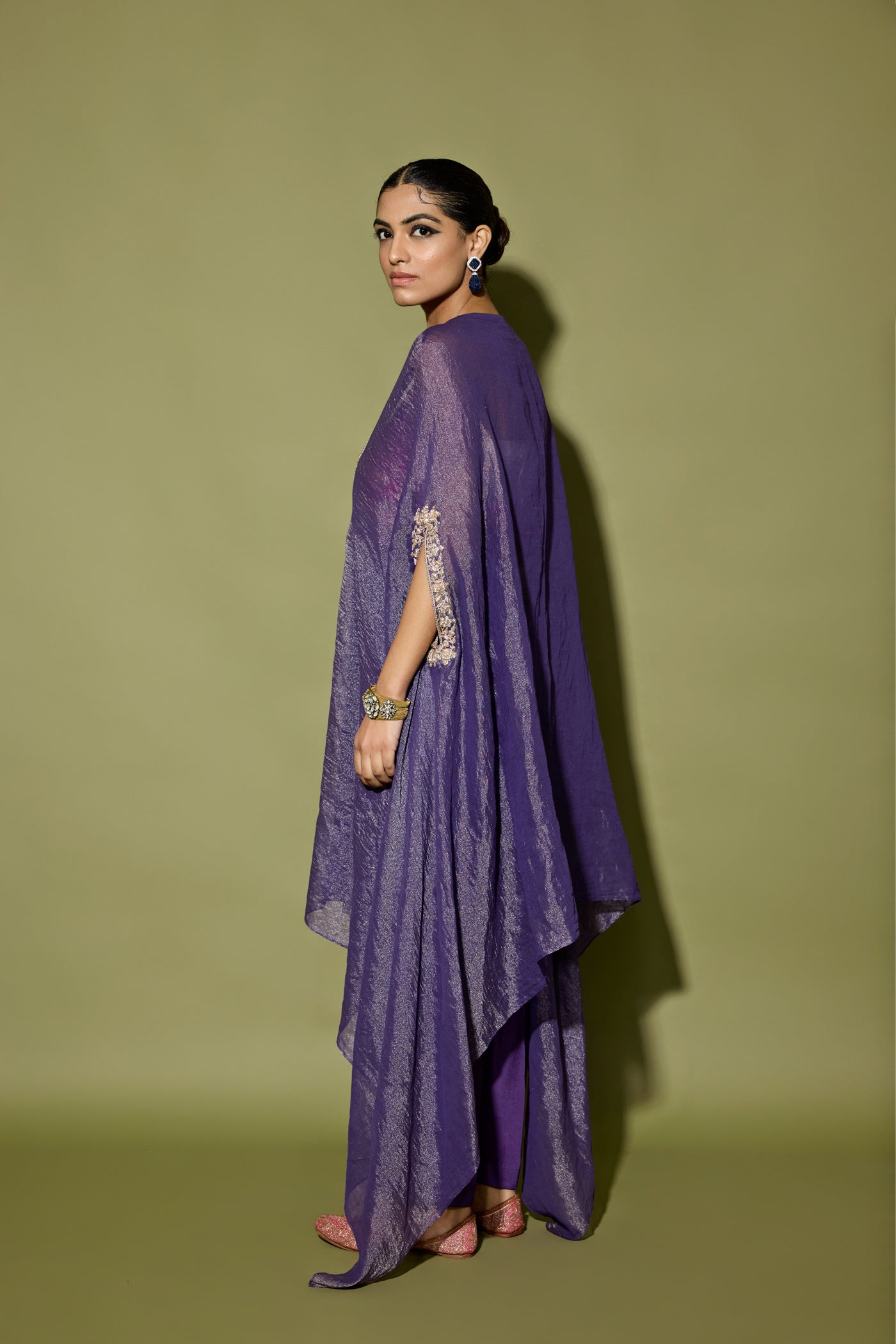 ASYMMETRICAL TISSUE KURTA SET