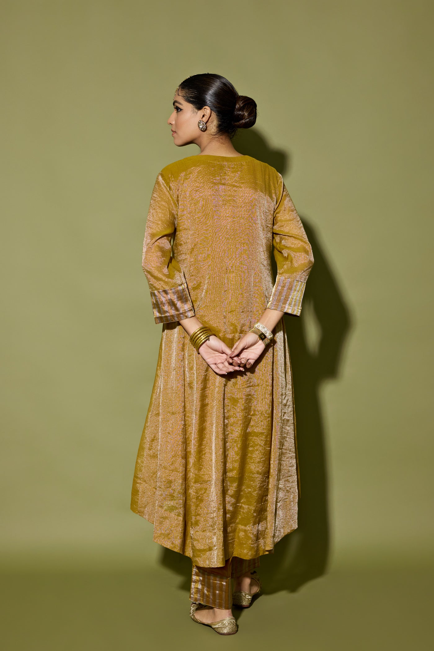 ASYMMETRICAL KURTA SET