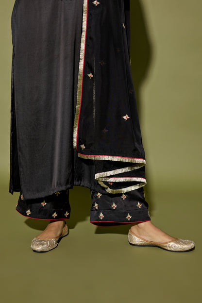 SATIN KURTA SET