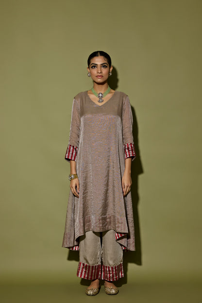 ASYMMETRICAL KURTA SET