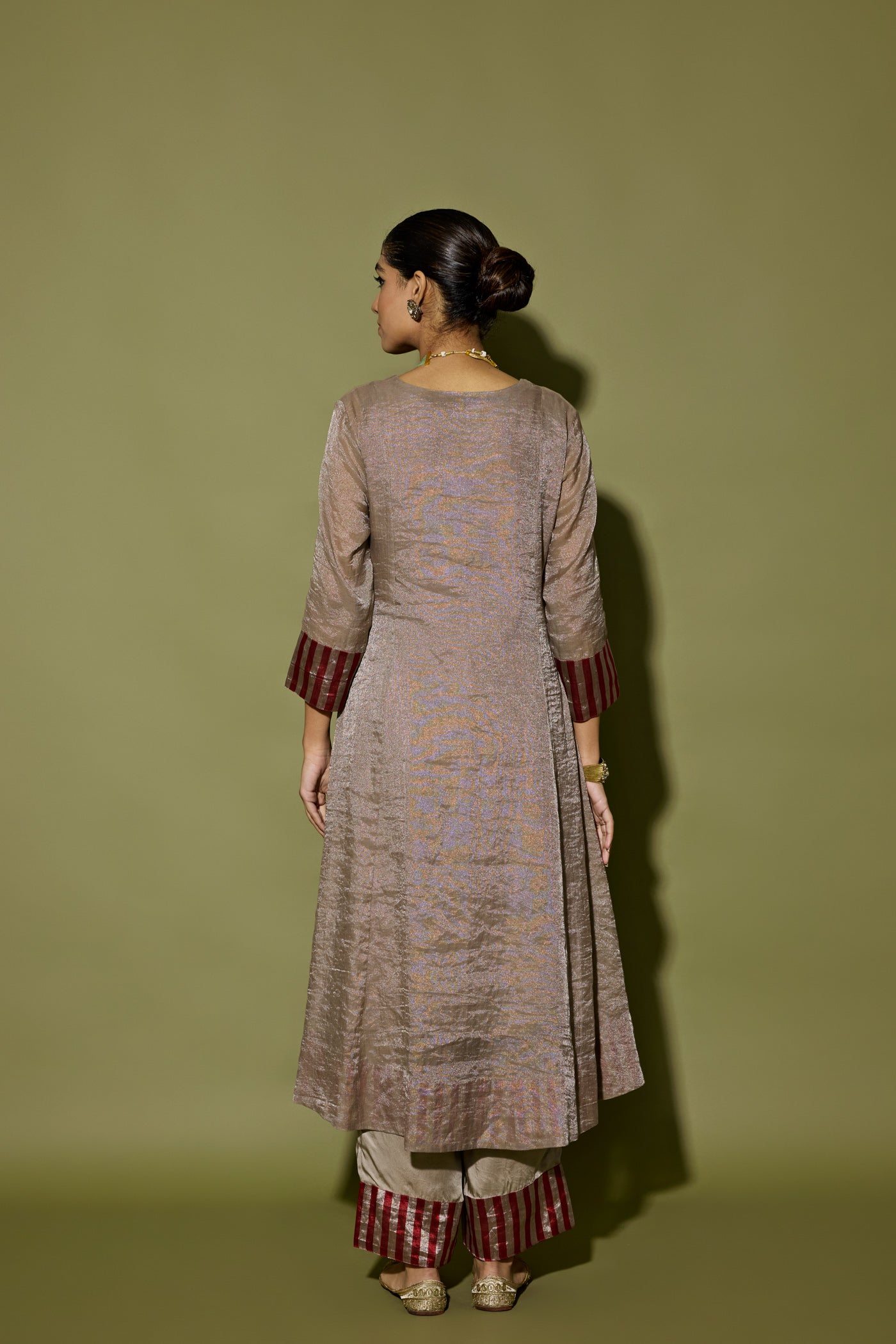 ASYMMETRICAL KURTA SET