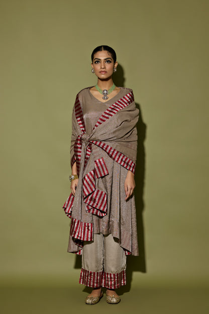 ASYMMETRICAL KURTA SET