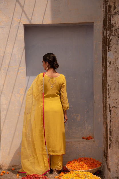 LIME KURTA SET