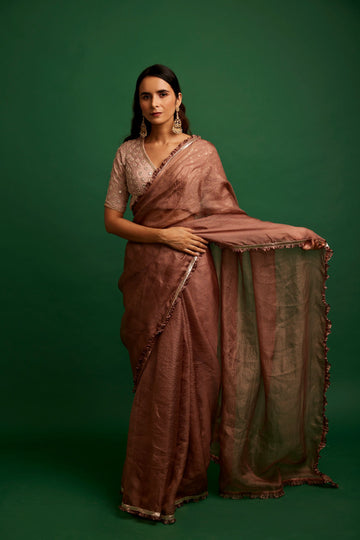 SAREE WITH BLOUSE AND BELT