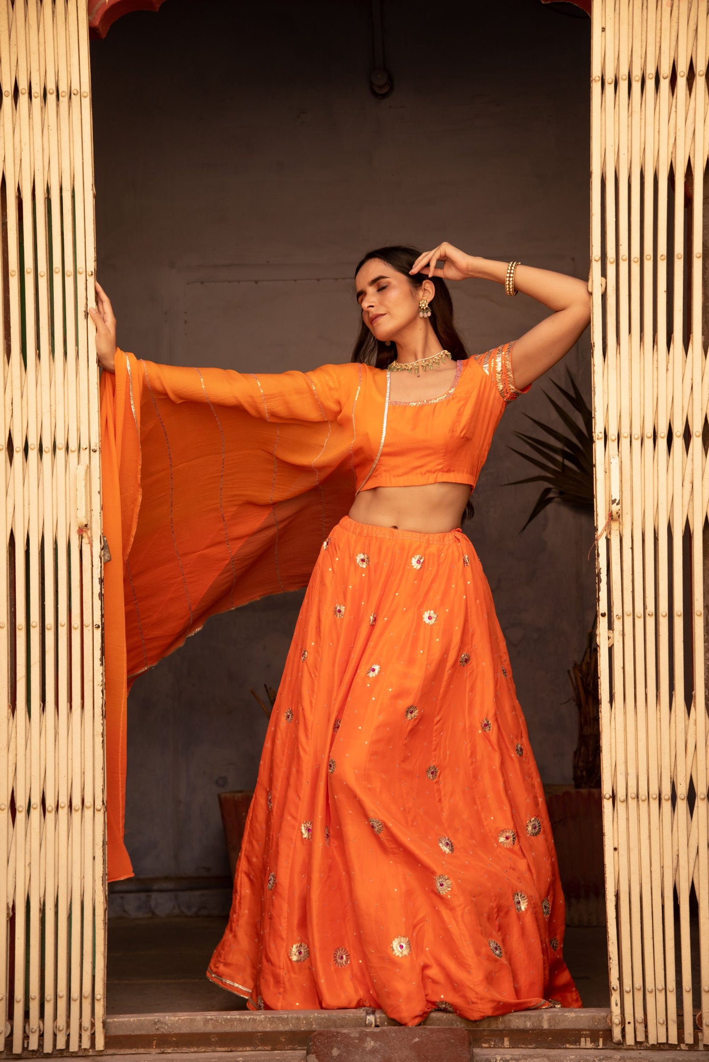 NEONS ORANGE LEHANGA