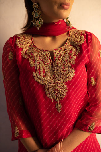 RED KURTA SET