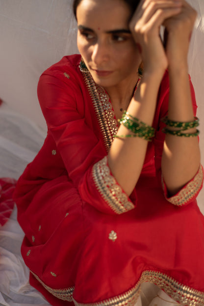 RED KURTA SET